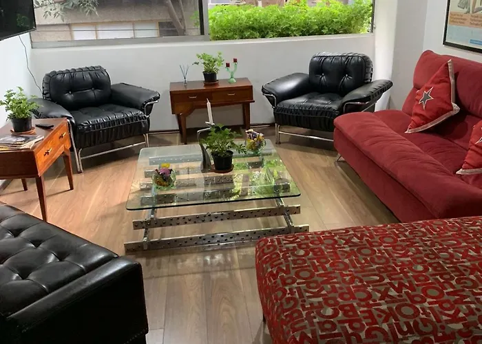 Hermosa Habitación Y Baño Privado Servicio De Comidas Y A 10 Cuadras De Reforma A La Altura Del Angel Bed and breakfast