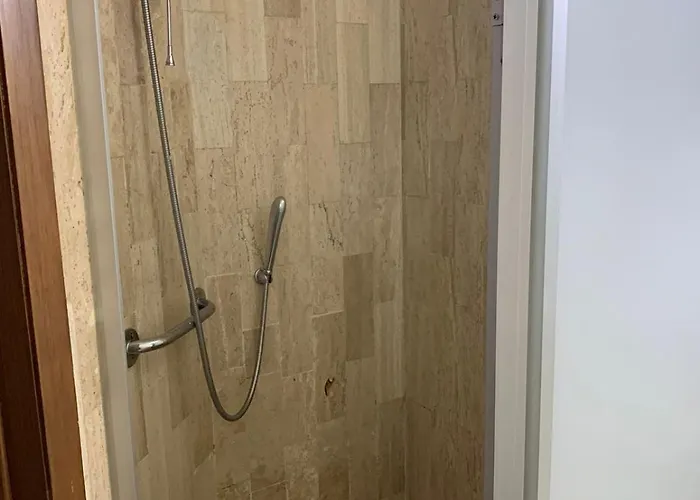Hermosa Habitación Y Baño Privado Servicio De Comidas Y A 10 Cuadras De Reforma A La Altura Del Angel Bed and breakfast *